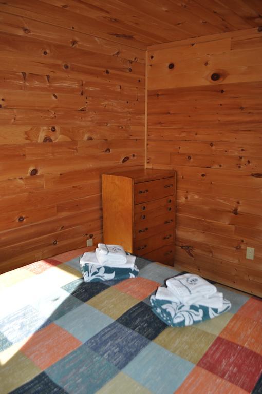 The Sleeping Moose Cottage Birch Plain Eksteriør bilde