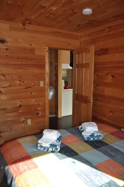 The Sleeping Moose Cottage Birch Plain Eksteriør bilde